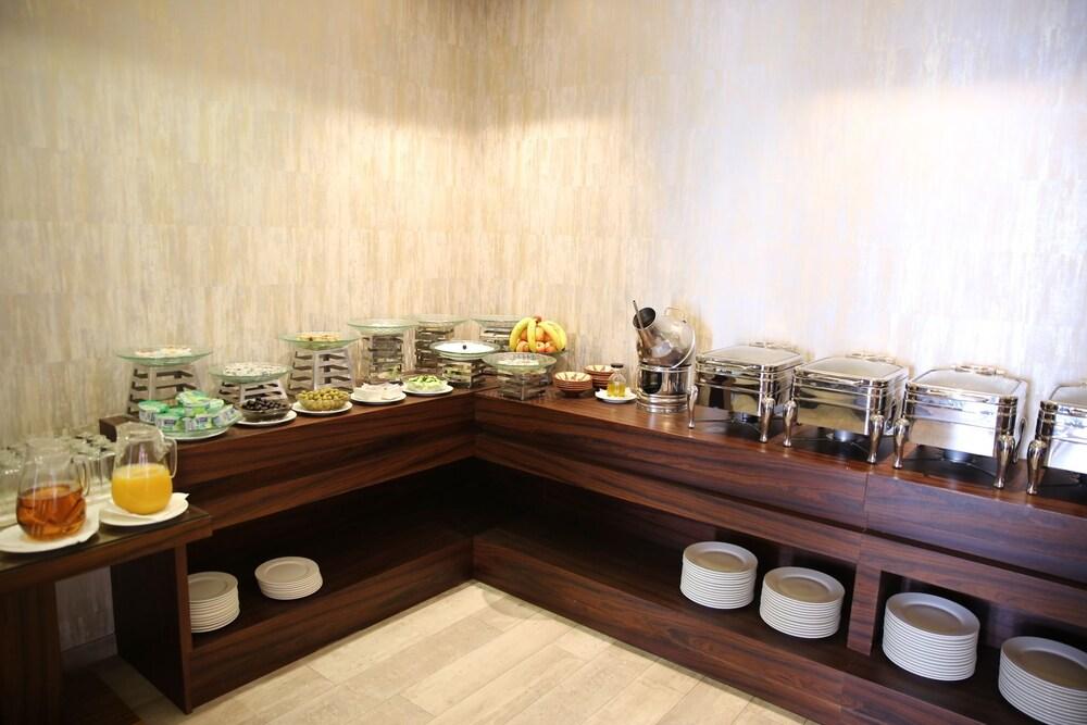 Palm Boutique Hotel Jeddah Exterior photo